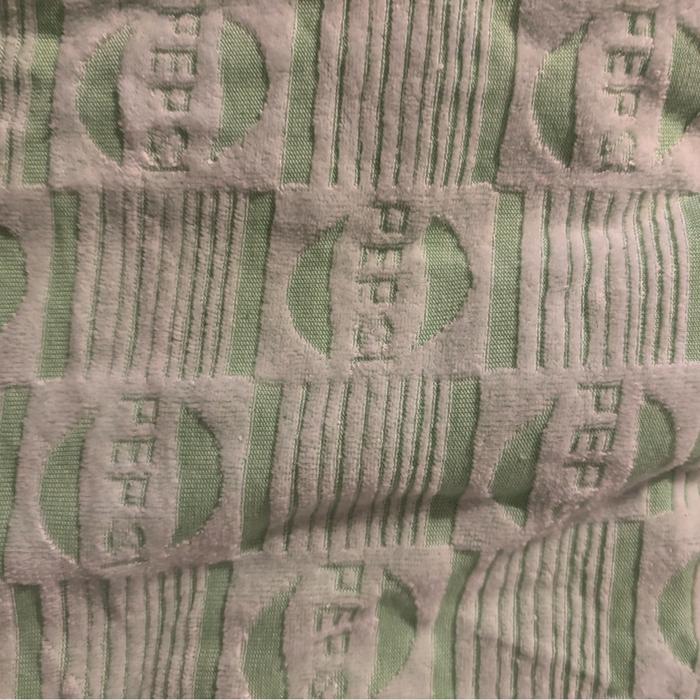 Green Pepsi skirt from H&M